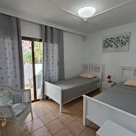 Pk Las Americas 2- Bedrooms Apartment *